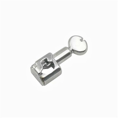 Abrazadera de aguja para máquina de coser